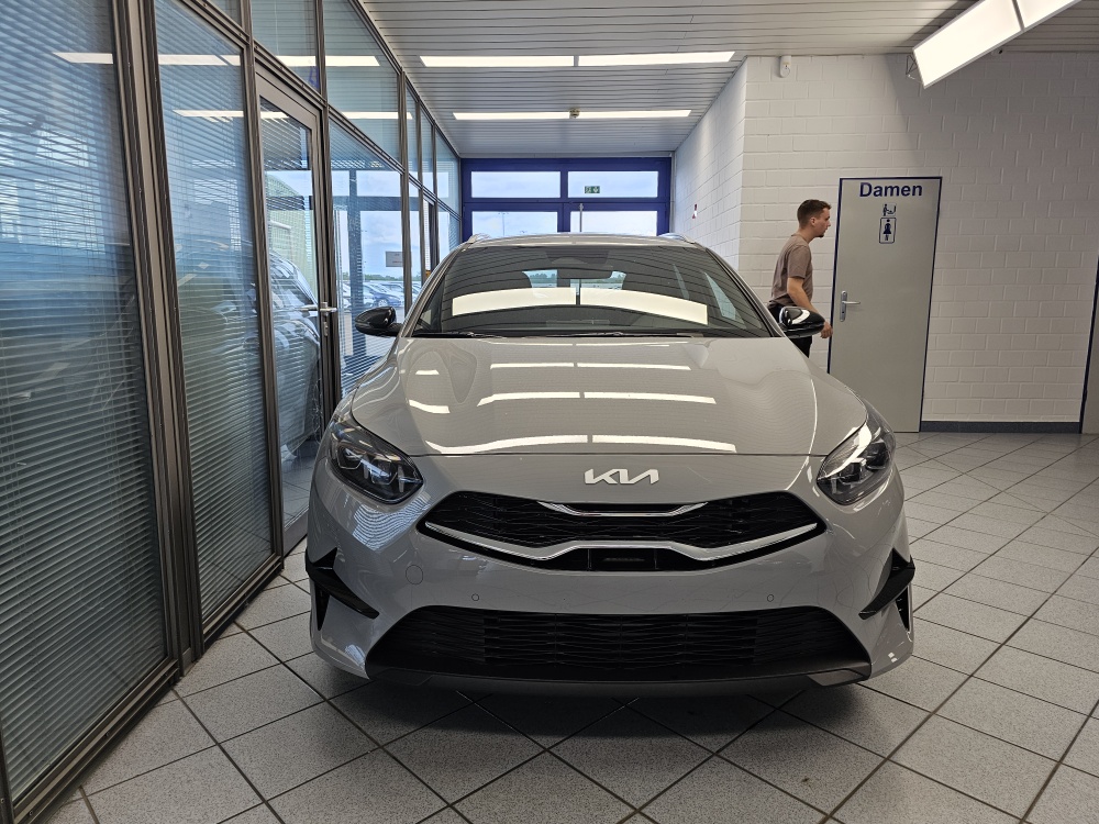 Kia Ceed  bei Hoffmann Automobile in Wolfsburg kaufen und sofort mitnehmen - Bild 23