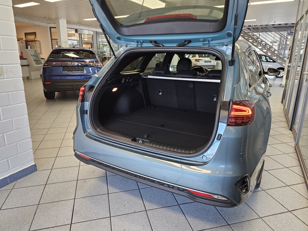 Kia Ceed  bei Hoffmann Automobile in Wolfsburg kaufen und sofort mitnehmen - Bild 2