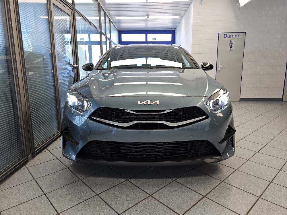 Kia Ceed  bei Hoffmann Automobile in Wolfsburg kaufen und sofort mitnehmen - Bild 23