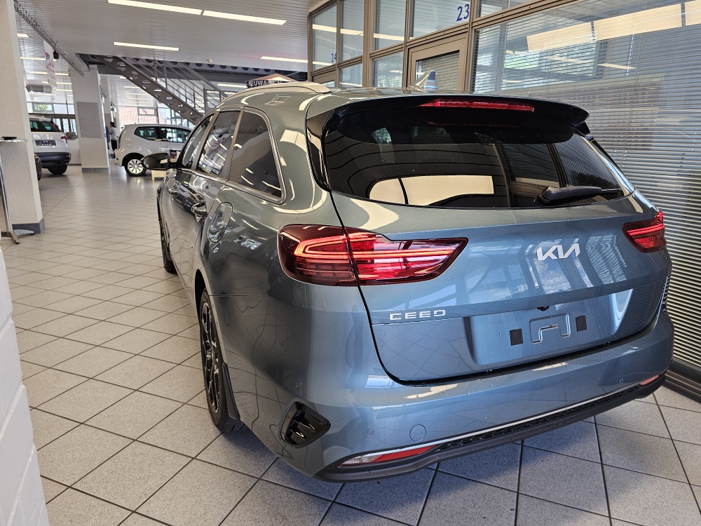 Kia Ceed  bei Hoffmann Automobile in Wolfsburg kaufen und sofort mitnehmen - Bild 3