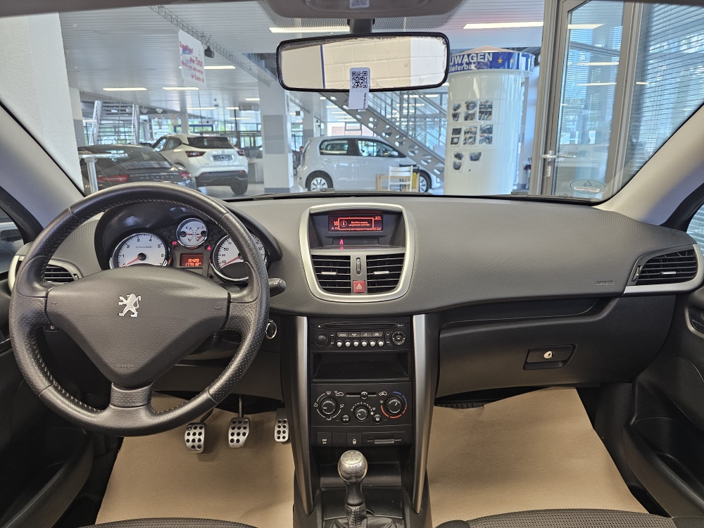 Peugeot 207 CC  bei Hoffmann Automobile in Wolfsburg kaufen und sofort mitnehmen - Bild 4