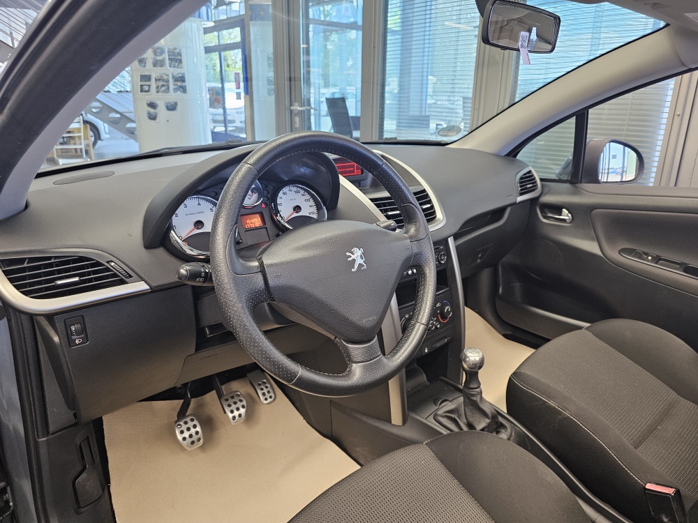 Peugeot 207 CC  bei Hoffmann Automobile in Wolfsburg kaufen und sofort mitnehmen - Bild 9