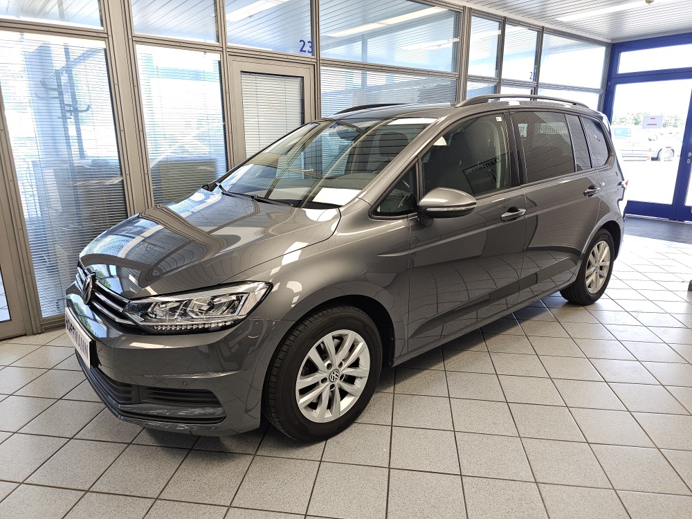 VW Touran Comfortline  für nur 20.800,- € bei Hoffmann Automobile in Wolfsburg kaufen und sofort mitnehmen