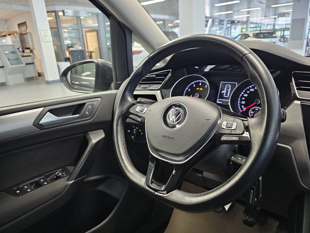VW Touran  bei Hoffmann Automobile in Wolfsburg kaufen und sofort mitnehmen - Bild 14