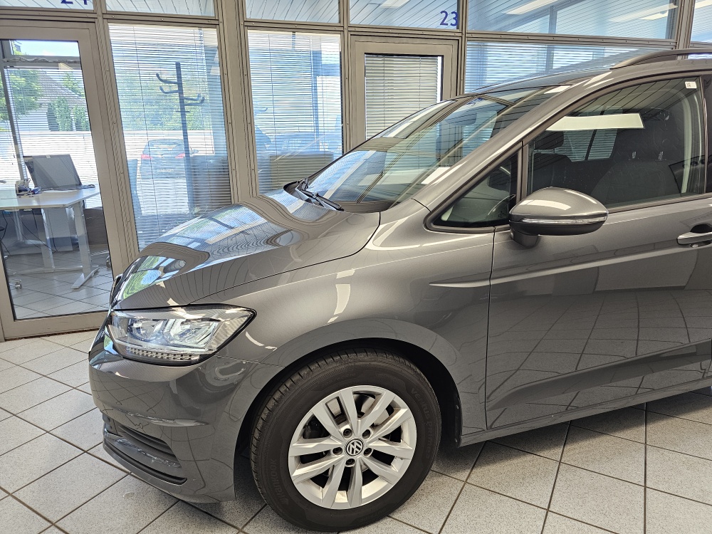VW Touran  bei Hoffmann Automobile in Wolfsburg kaufen und sofort mitnehmen - Bild 20