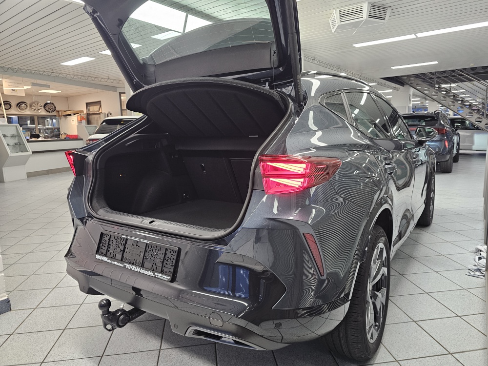 Cupra Formentor  bei Hoffmann Automobile in Wolfsburg kaufen und sofort mitnehmen - Bild 2