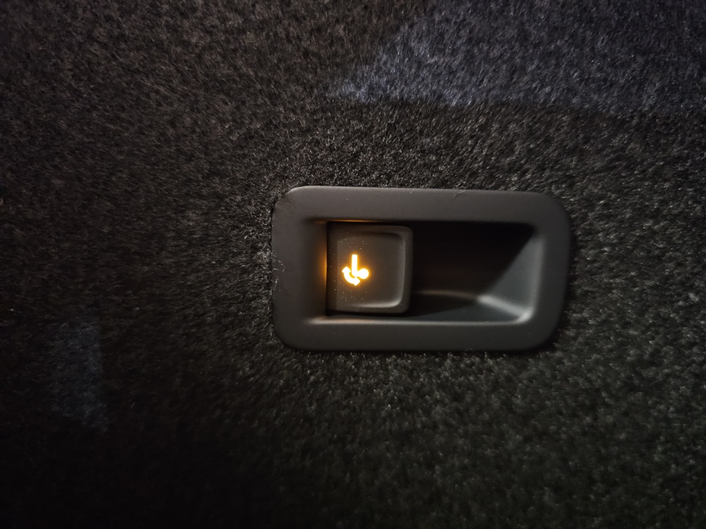 Cupra Formentor  bei Hoffmann Automobile in Wolfsburg kaufen und sofort mitnehmen - Bild 3