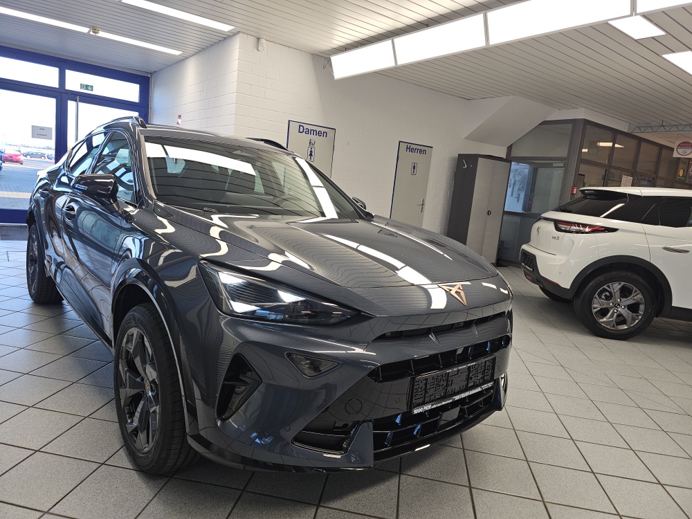 Cupra Formentor  bei Hoffmann Automobile in Wolfsburg kaufen und sofort mitnehmen - Bild 37