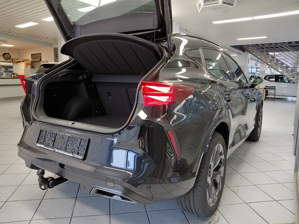 Cupra Formentor  bei Hoffmann Automobile in Wolfsburg kaufen und sofort mitnehmen - Bild 2