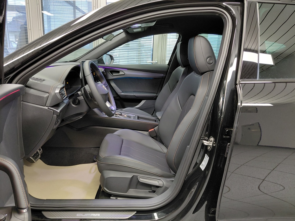 Cupra Formentor  bei Hoffmann Automobile in Wolfsburg kaufen und sofort mitnehmen - Bild 30