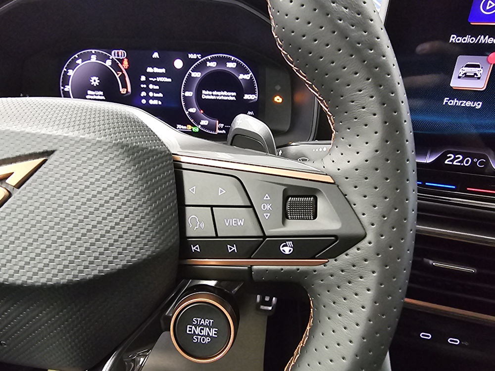 Cupra Formentor  bei Hoffmann Automobile in Wolfsburg kaufen und sofort mitnehmen - Bild 24