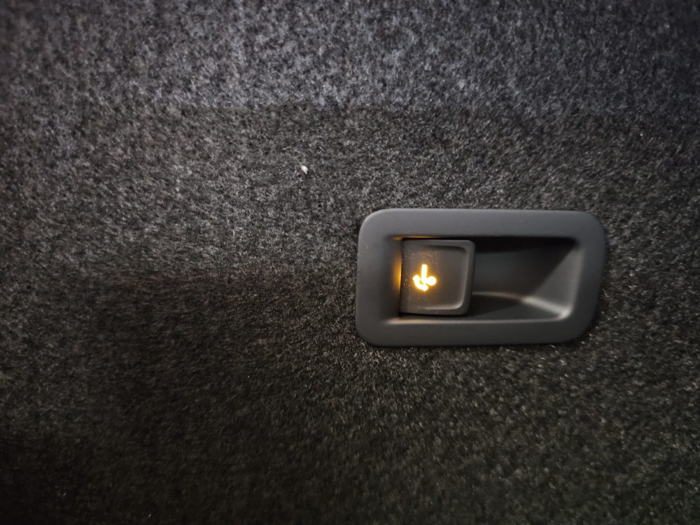 Cupra Formentor  bei Hoffmann Automobile in Wolfsburg kaufen und sofort mitnehmen - Bild 3