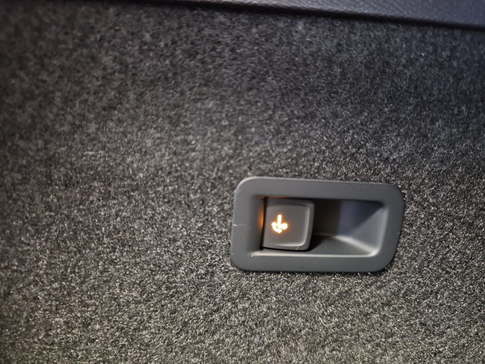 Cupra Formentor  bei Hoffmann Automobile in Wolfsburg kaufen und sofort mitnehmen - Bild 4