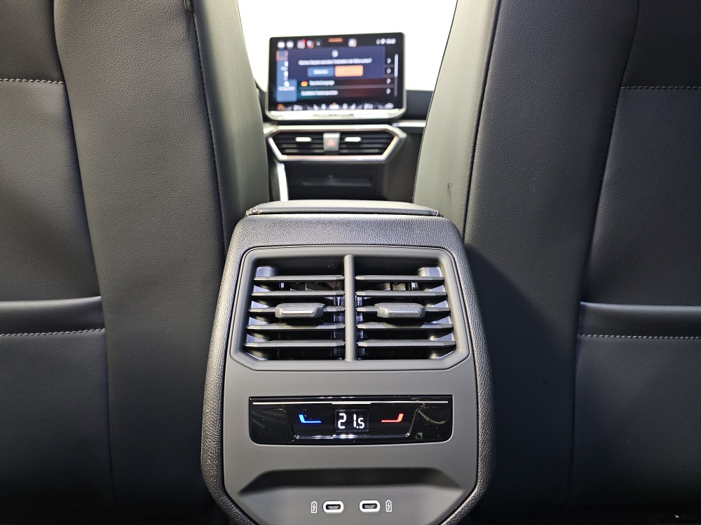 Cupra Formentor  bei Hoffmann Automobile in Wolfsburg kaufen und sofort mitnehmen - Bild 8