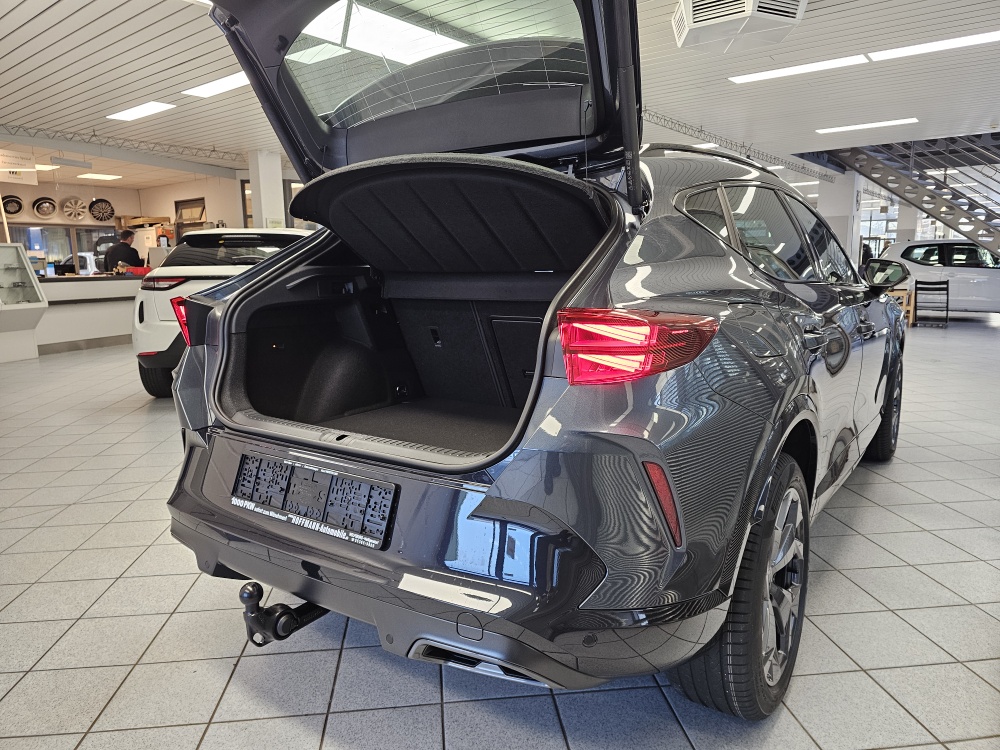 Cupra Formentor bei Hoffmann Automobile in Wolfsburg kaufen und sofort mitnehmen - Bild 2