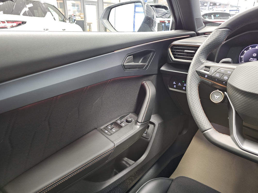 Cupra Formentor bei Hoffmann Automobile in Wolfsburg kaufen und sofort mitnehmen - Bild 28