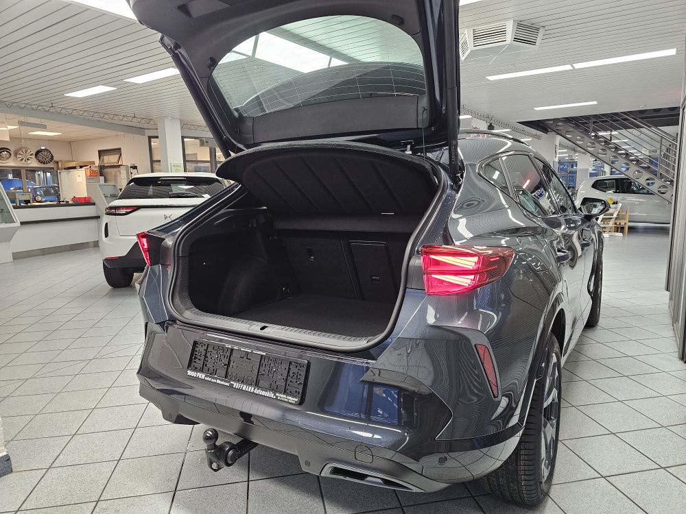 Cupra Formentor  bei Hoffmann Automobile in Wolfsburg kaufen und sofort mitnehmen - Bild 2