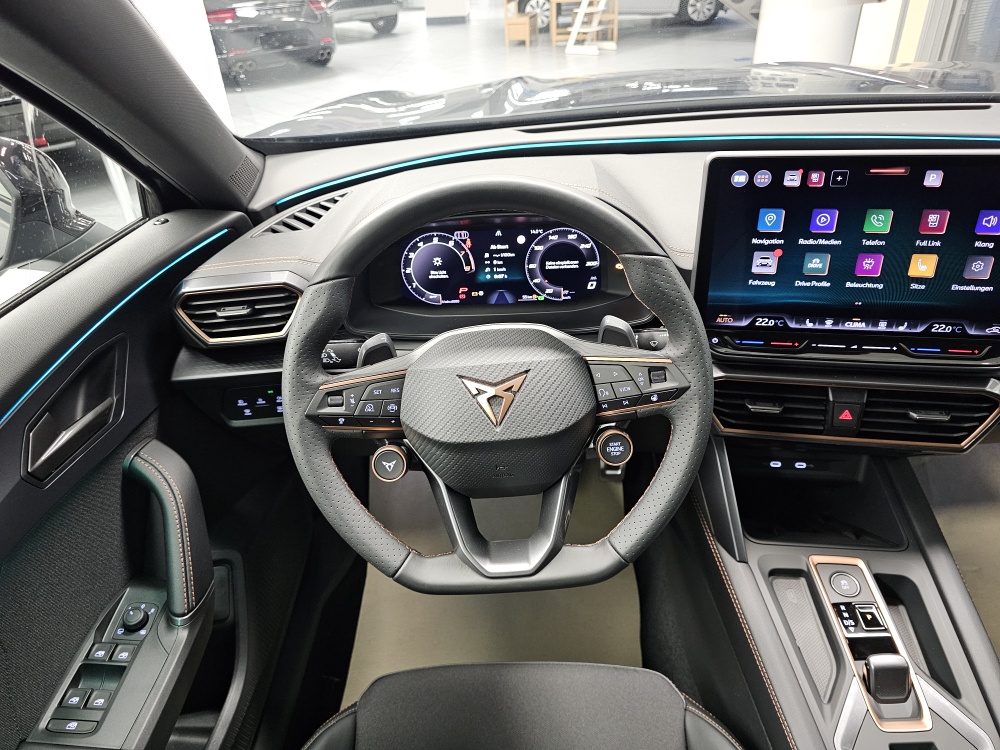 Cupra Formentor  bei Hoffmann Automobile in Wolfsburg kaufen und sofort mitnehmen - Bild 32