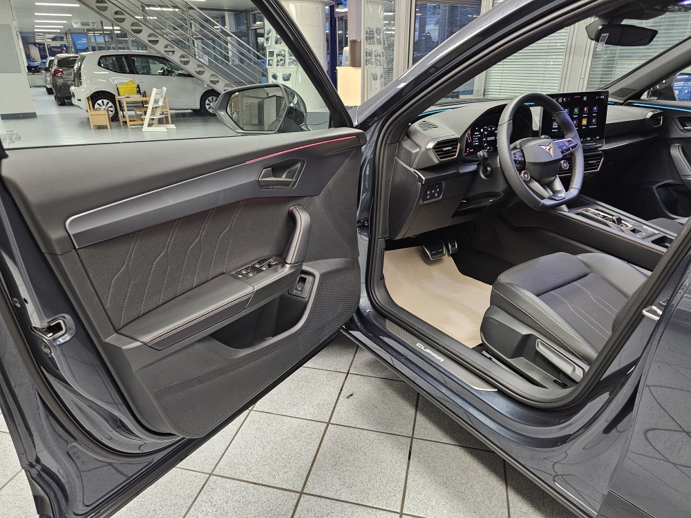Cupra Formentor  bei Hoffmann Automobile in Wolfsburg kaufen und sofort mitnehmen - Bild 36