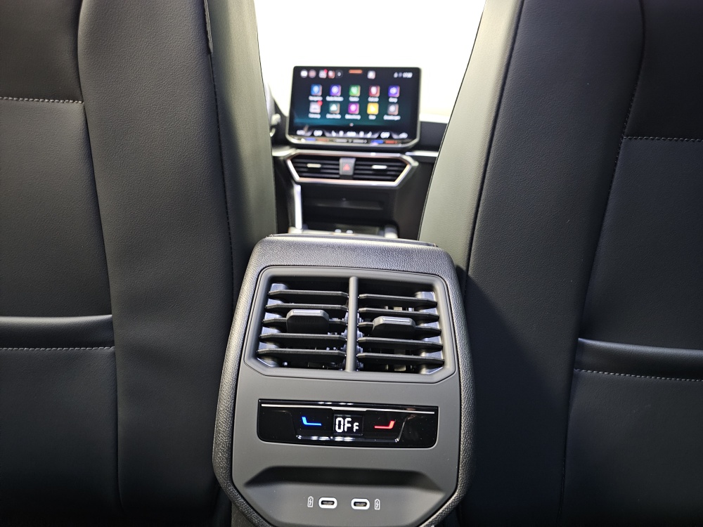 Cupra Formentor  bei Hoffmann Automobile in Wolfsburg kaufen und sofort mitnehmen - Bild 9