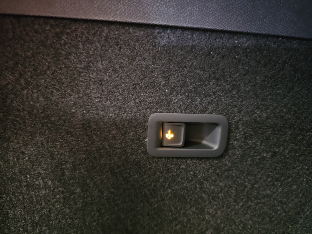 Cupra Formentor  bei Hoffmann Automobile in Wolfsburg kaufen und sofort mitnehmen - Bild 4