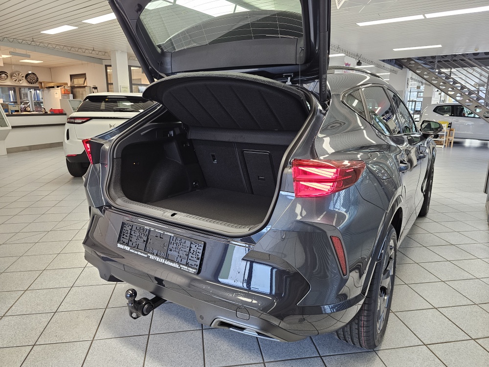 Cupra Formentor  bei Hoffmann Automobile in Wolfsburg kaufen und sofort mitnehmen - Bild 2