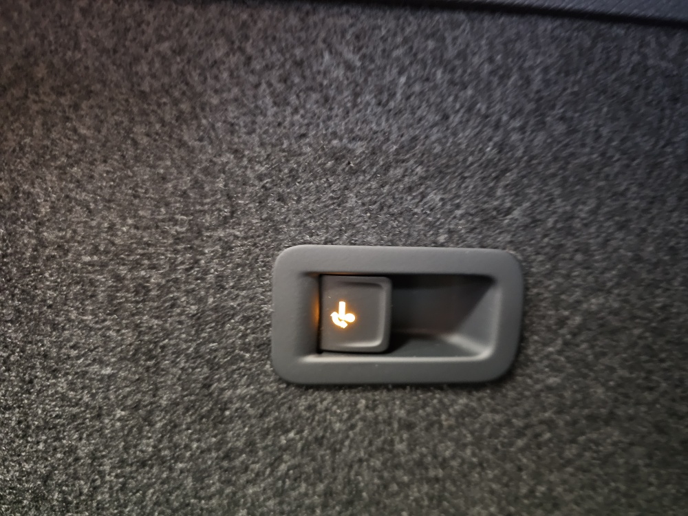 Cupra Formentor  bei Hoffmann Automobile in Wolfsburg kaufen und sofort mitnehmen - Bild 4