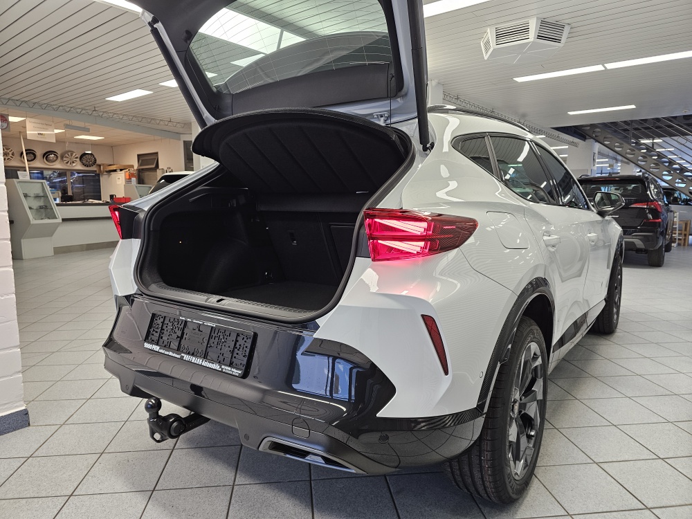 Cupra Formentor  bei Hoffmann Automobile in Wolfsburg kaufen und sofort mitnehmen - Bild 2