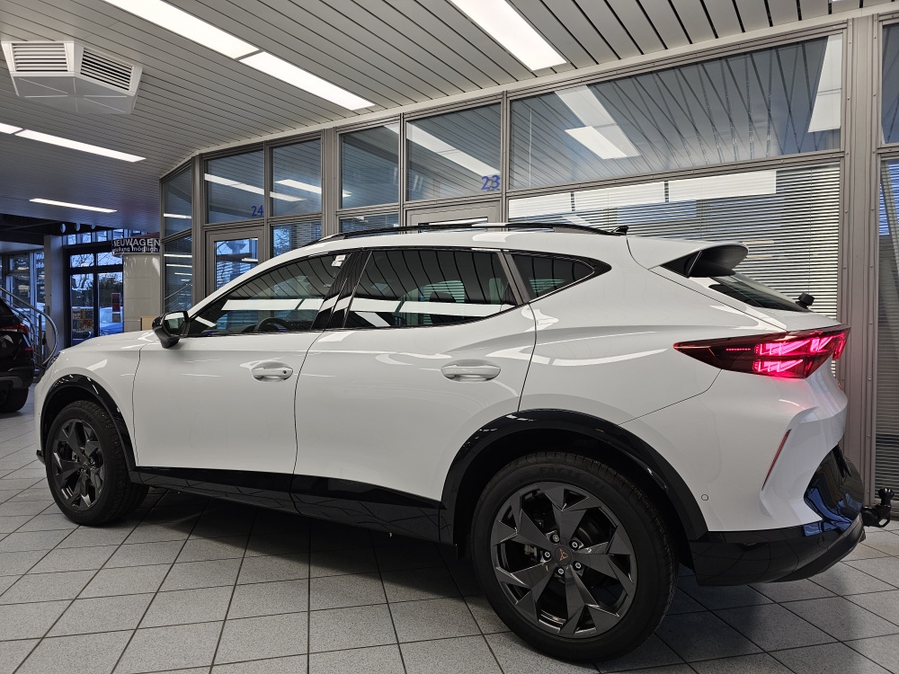 Cupra Formentor  bei Hoffmann Automobile in Wolfsburg kaufen und sofort mitnehmen - Bild 35