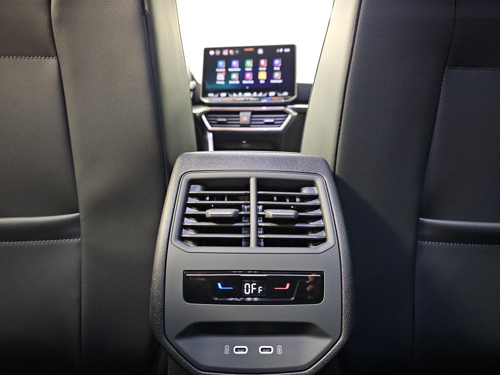 Cupra Formentor  bei Hoffmann Automobile in Wolfsburg kaufen und sofort mitnehmen - Bild 8