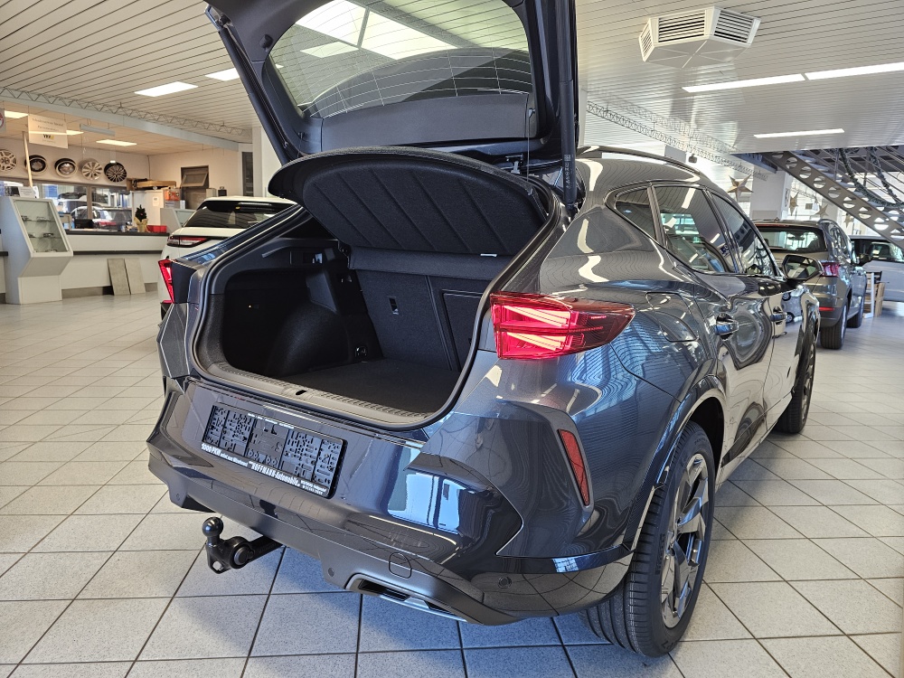 Cupra Formentor  bei Hoffmann Automobile in Wolfsburg kaufen und sofort mitnehmen - Bild 2