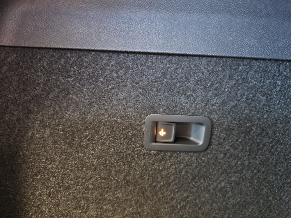 Cupra Formentor  bei Hoffmann Automobile in Wolfsburg kaufen und sofort mitnehmen - Bild 3