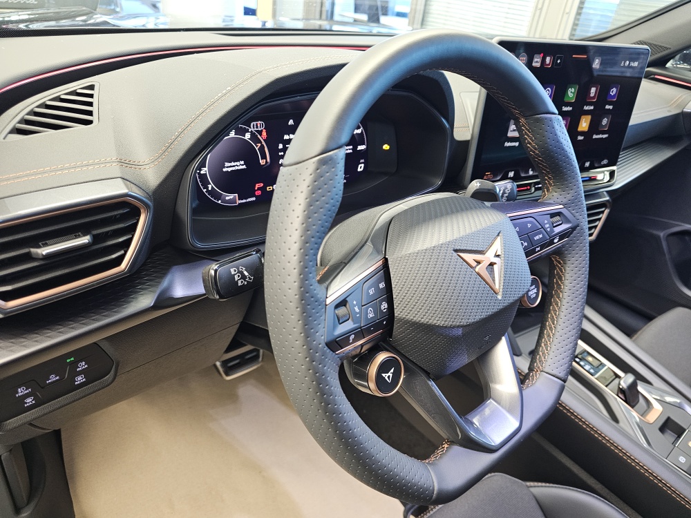 Cupra Formentor  bei Hoffmann Automobile in Wolfsburg kaufen und sofort mitnehmen - Bild 33