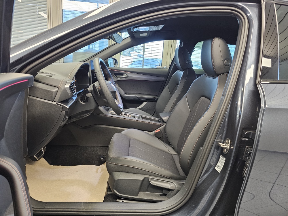 Cupra Formentor  bei Hoffmann Automobile in Wolfsburg kaufen und sofort mitnehmen - Bild 34