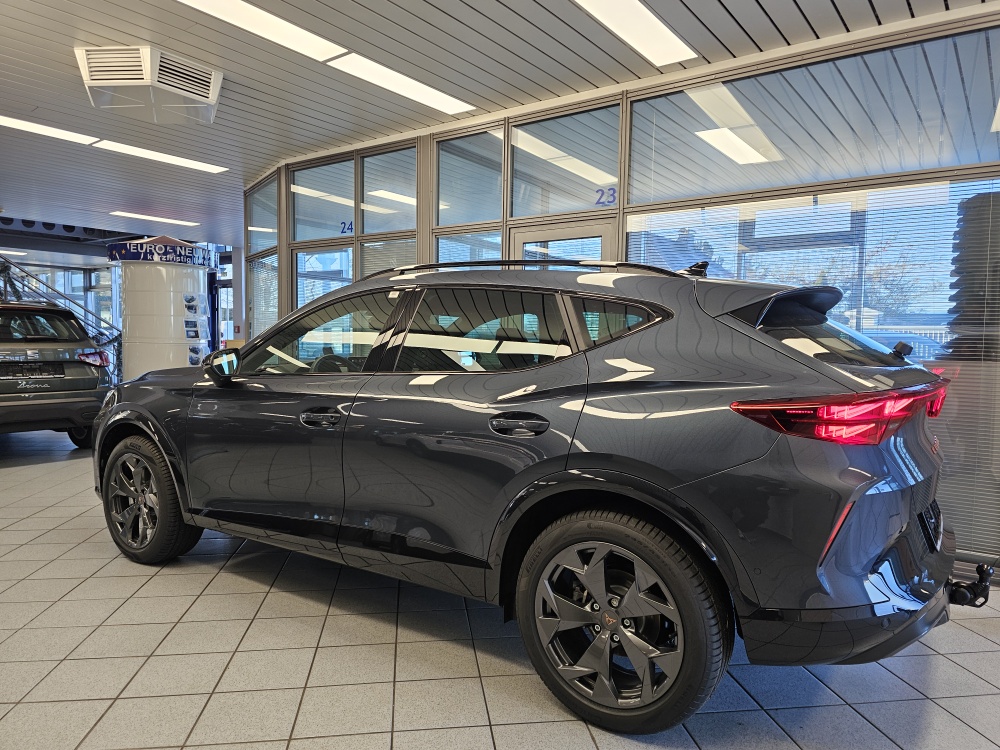 Cupra Formentor  bei Hoffmann Automobile in Wolfsburg kaufen und sofort mitnehmen - Bild 37