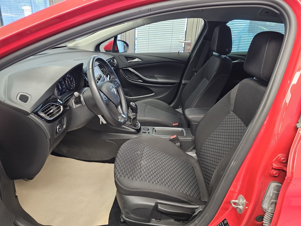 Opel Astra Sports Tourer  bei Hoffmann Automobile in Wolfsburg kaufen und sofort mitnehmen - Bild 16