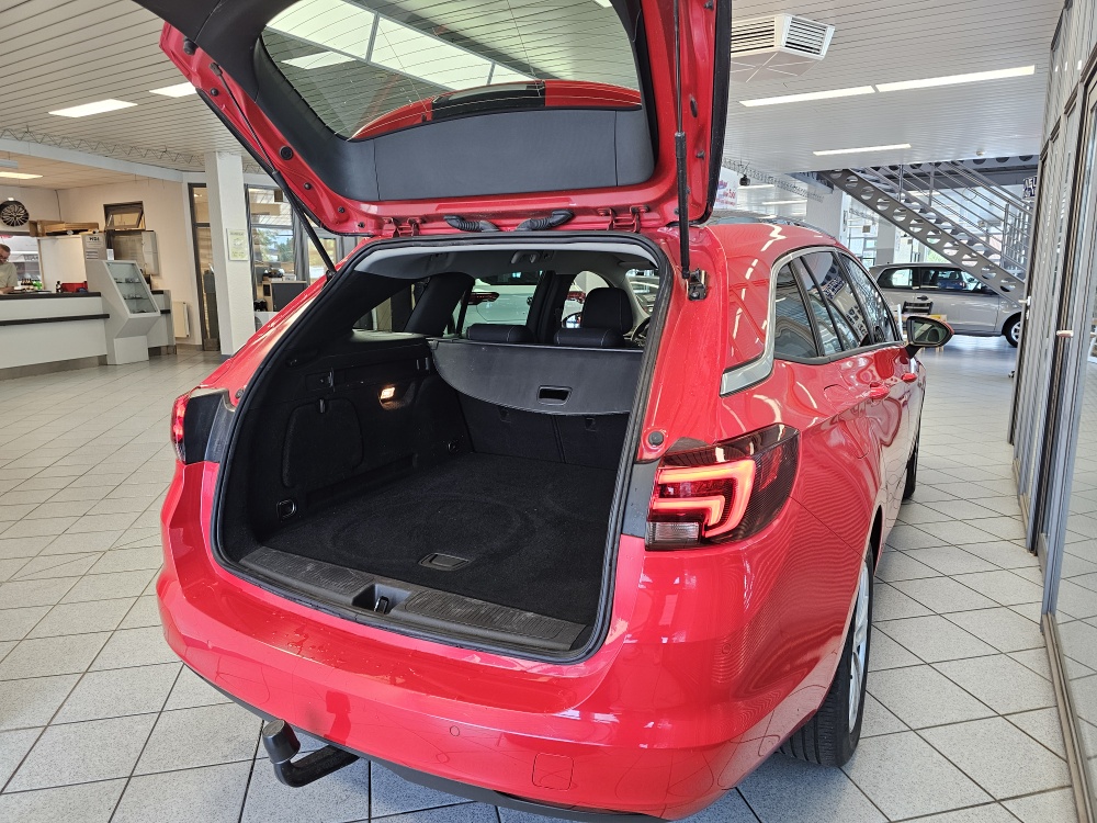 Opel Astra Sports Tourer  bei Hoffmann Automobile in Wolfsburg kaufen und sofort mitnehmen - Bild 2