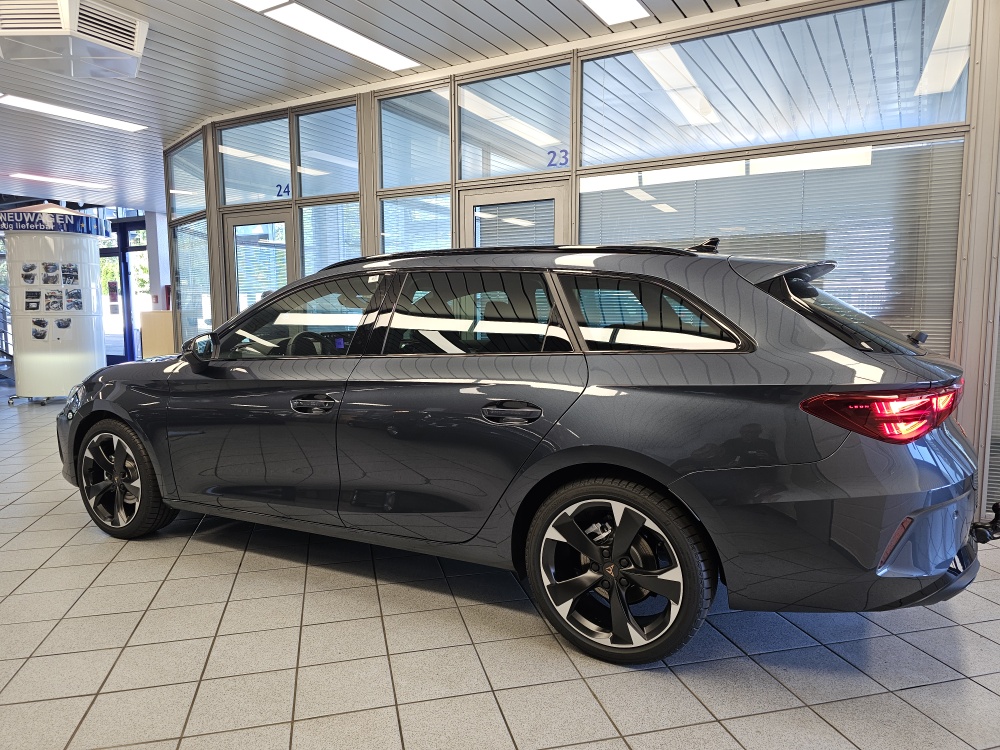 Cupra Leon Sportstourer  bei Hoffmann Automobile in Wolfsburg kaufen und sofort mitnehmen - Bild 25