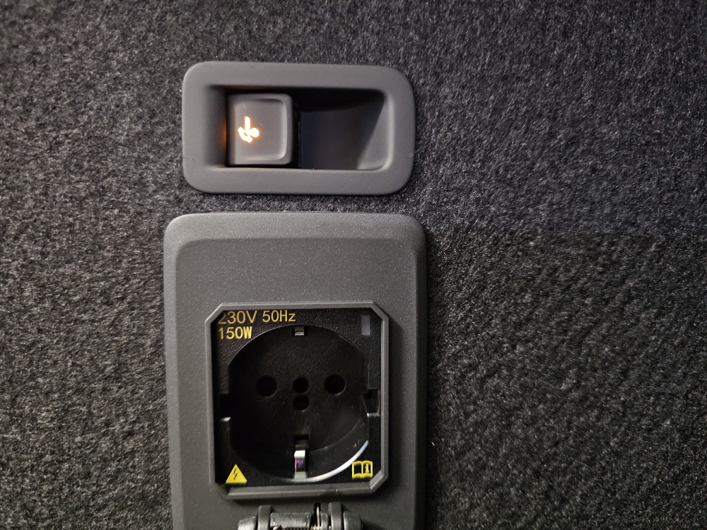 Cupra Leon Sportstourer  bei Hoffmann Automobile in Wolfsburg kaufen und sofort mitnehmen - Bild 3