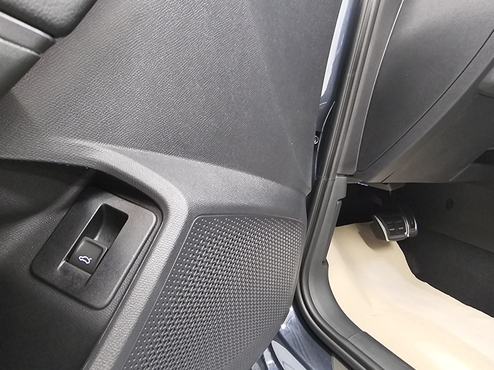 Cupra Leon Sportstourer  bei Hoffmann Automobile in Wolfsburg kaufen und sofort mitnehmen - Bild 32