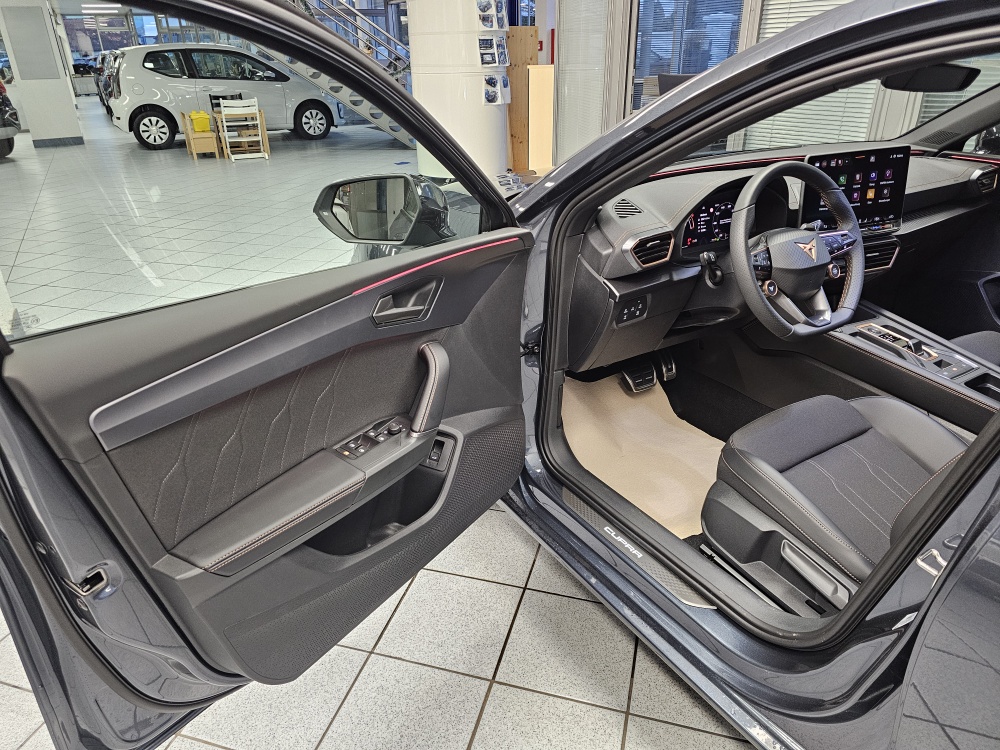 Cupra Leon Sportstourer  bei Hoffmann Automobile in Wolfsburg kaufen und sofort mitnehmen - Bild 33