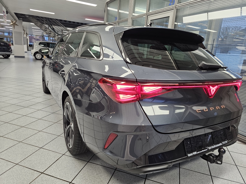 Cupra Leon Sportstourer bei Hoffmann Automobile in Wolfsburg kaufen und sofort mitnehmen - Bild 6