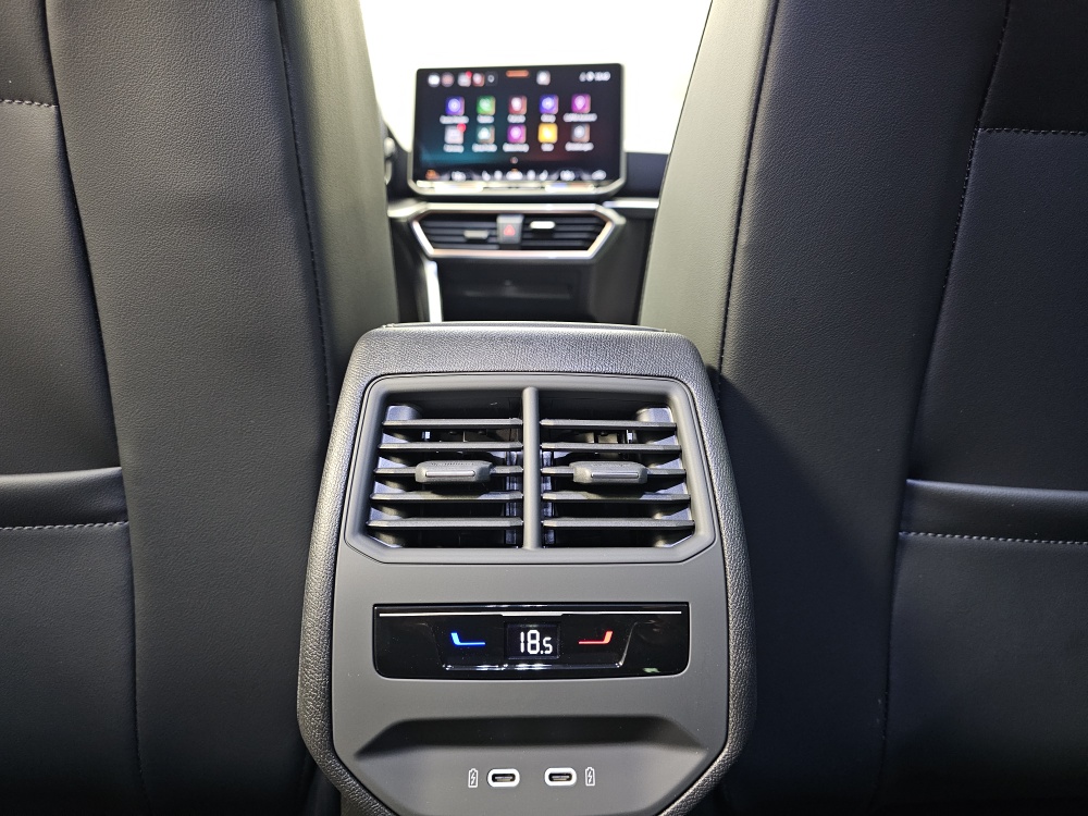 Cupra Leon Sportstourer bei Hoffmann Automobile in Wolfsburg kaufen und sofort mitnehmen - Bild 8