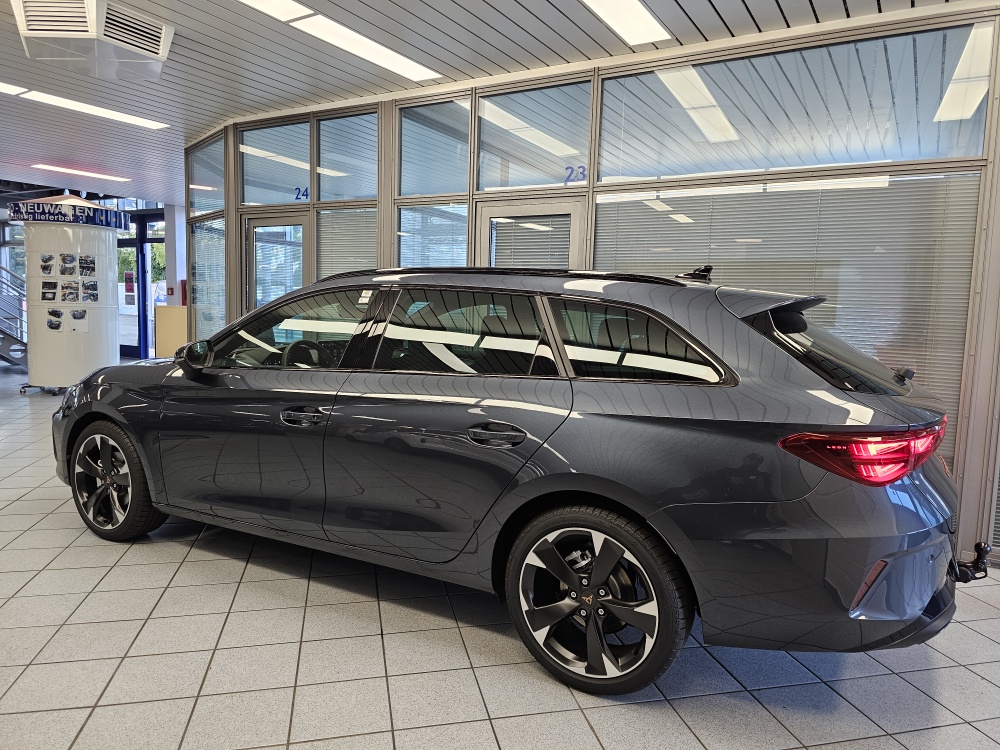 Cupra Leon Sportstourer bei Hoffmann Automobile in Wolfsburg kaufen und sofort mitnehmen - Bild 29