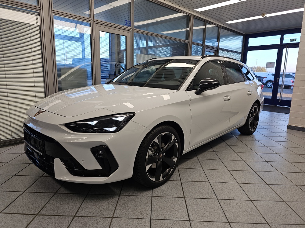 Cupra Leon Sportstourer  für nur 34.950,- € bei Hoffmann Automobile in Wolfsburg kaufen und sofort mitnehmen