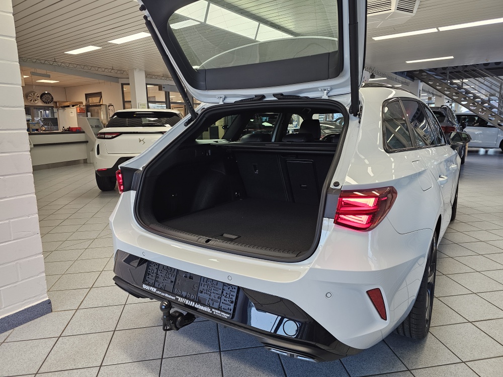 Cupra Leon Sportstourer  bei Hoffmann Automobile in Wolfsburg kaufen und sofort mitnehmen - Bild 2