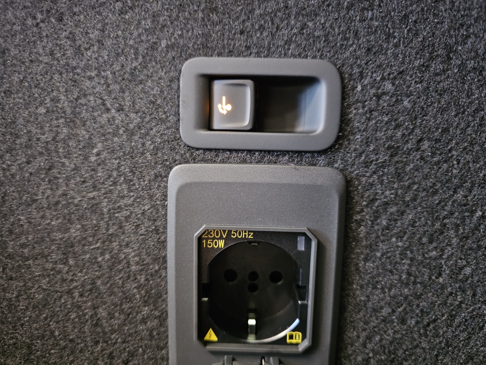 Cupra Leon Sportstourer  bei Hoffmann Automobile in Wolfsburg kaufen und sofort mitnehmen - Bild 3