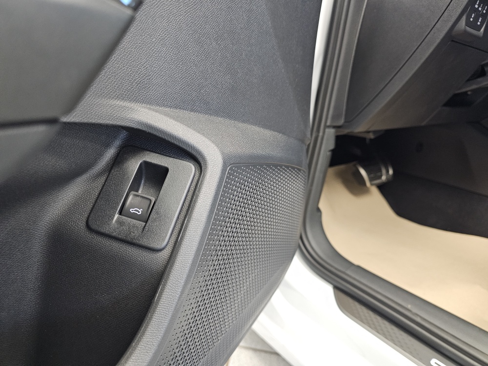 Cupra Leon Sportstourer  bei Hoffmann Automobile in Wolfsburg kaufen und sofort mitnehmen - Bild 30