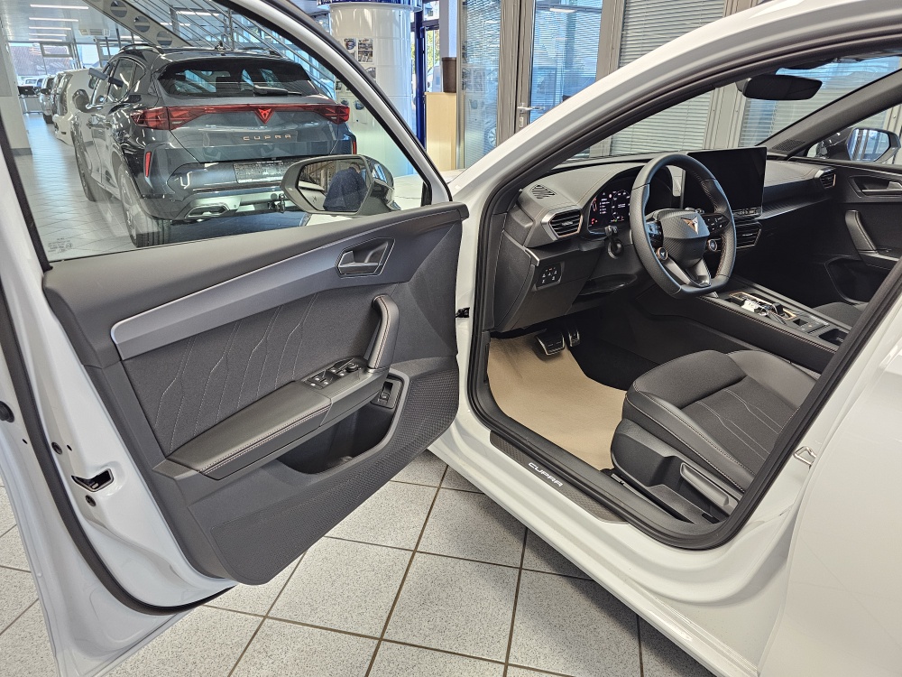 Cupra Leon Sportstourer  bei Hoffmann Automobile in Wolfsburg kaufen und sofort mitnehmen - Bild 31