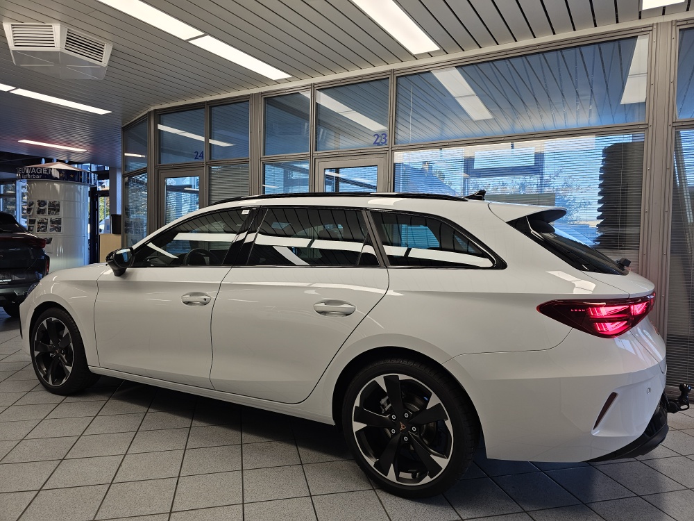 Cupra Leon Sportstourer  bei Hoffmann Automobile in Wolfsburg kaufen und sofort mitnehmen - Bild 32